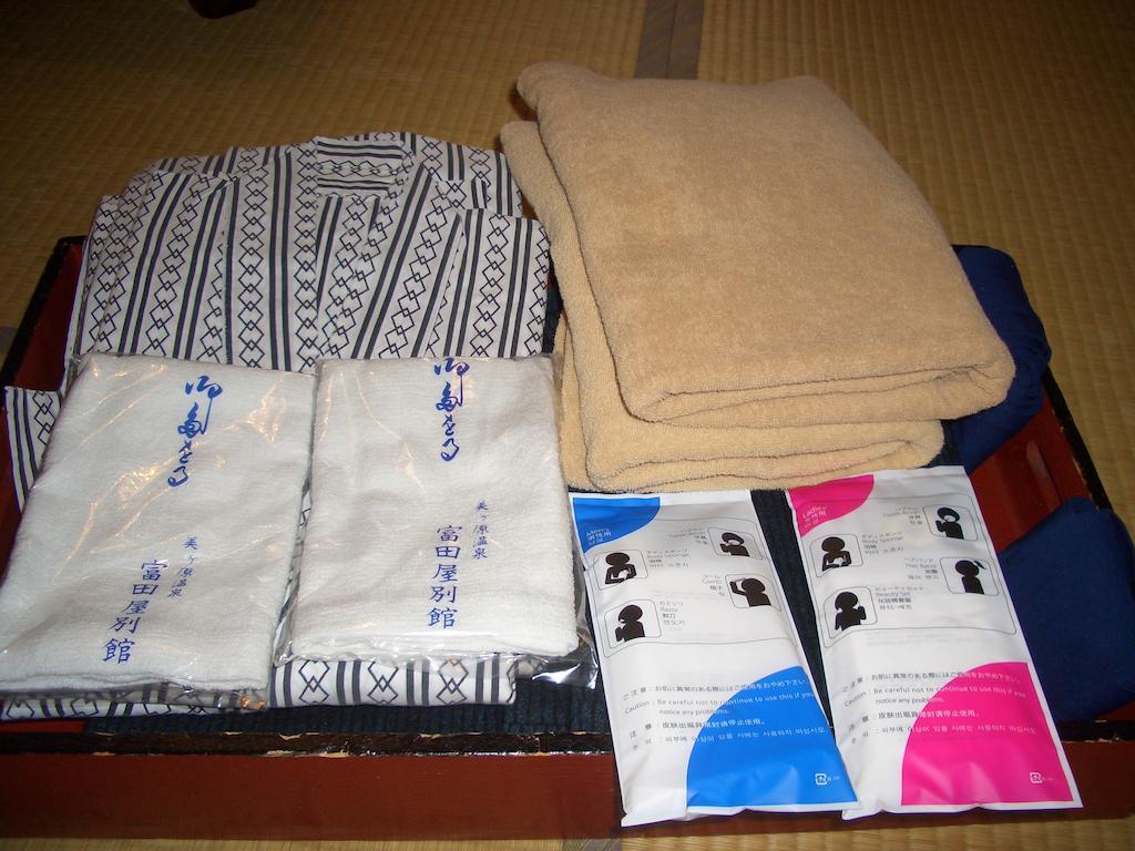 Tomitaya Ryokan Bekkan Matsumoto Zimmer foto